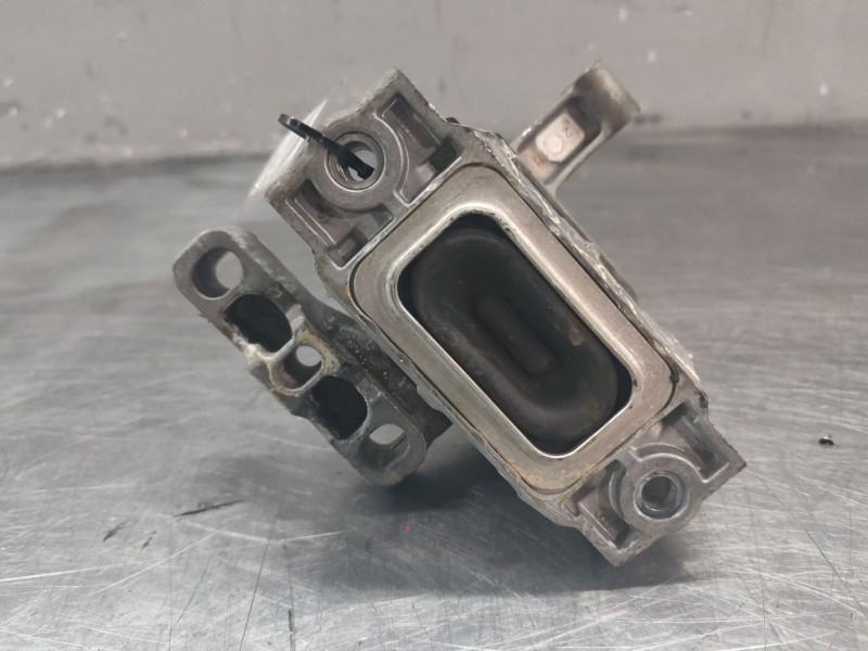 Recambio de soporte motor derecho para volkswagen tiguan (5n_) 2.0 tdi 4motion referencia OEM IAM   
