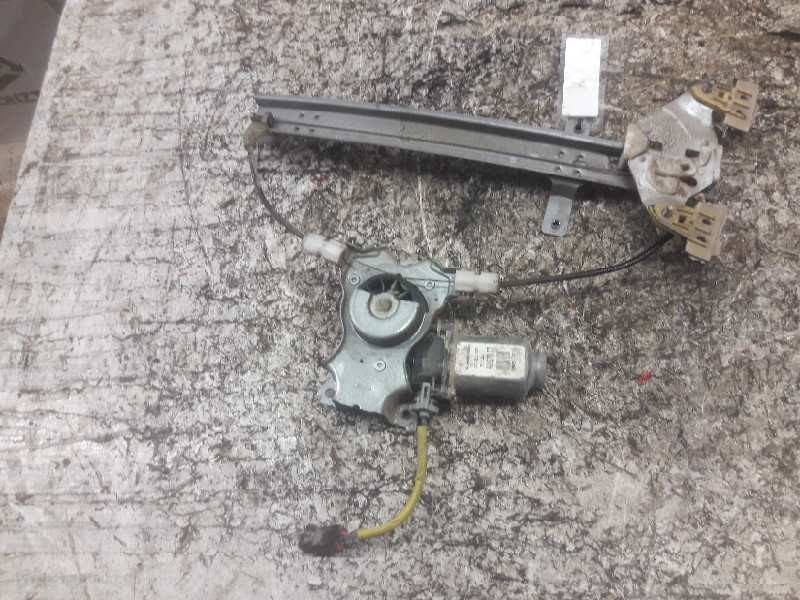 Recambio de elevalunas trasero derecho para nissan almera tino (v10m) referencia OEM IAM 400600T7 2 PINS 