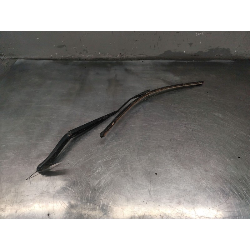 Recambio de brazo limpia delantero izquierdo para ford tourneo courier b460 monospace 1.0 ecoboost referencia OEM IAM   