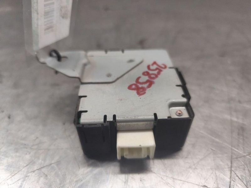 Recambio de modulo electronico para toyota rav 4 ii (_a2_) 2.0 4wd (aca21, aca20) referencia OEM IAM 2513000060  