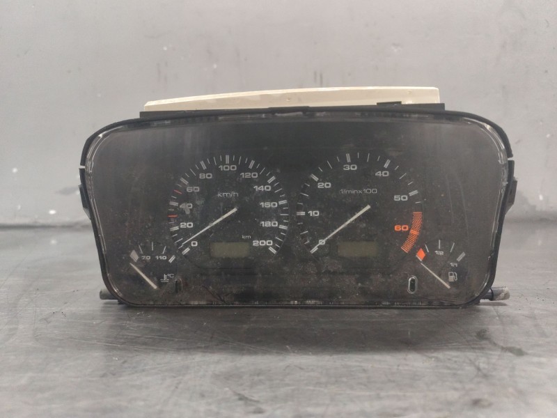 Recambio de cuadro instrumentos para volkswagen polo berlina (6n1) 1.6 referencia OEM IAM 6N0919860P  