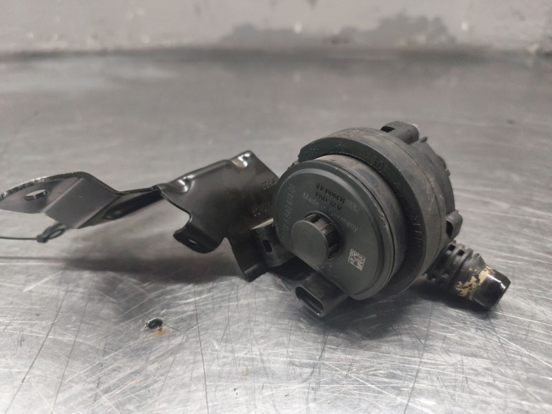 Recambio de bomba agua para bmw 4 descapotable (g23, g83) m4 competition m xdrive referencia OEM IAM 884061401  