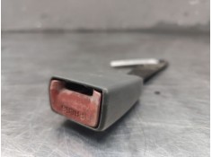 Recambio de enganche de cinturon delantero derecho para toyota rav 4 ii (_a2_) 2.0 4wd (aca21, aca20) referencia OEM IAM D016001