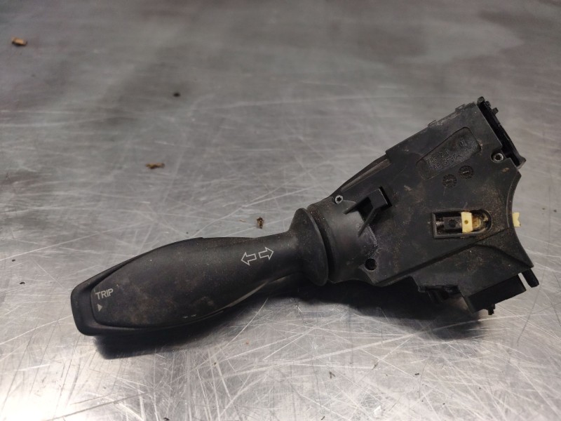 Recambio de mando intermitentes para ford tourneo courier b460 monospace 1.0 ecoboost referencia OEM IAM 8A6T13335BC  