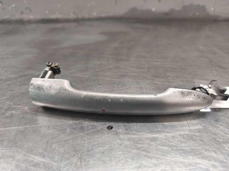Recambio de maneta exterior delantera derecha para renault scenic ii grand confort dynamique referencia OEM IAM   