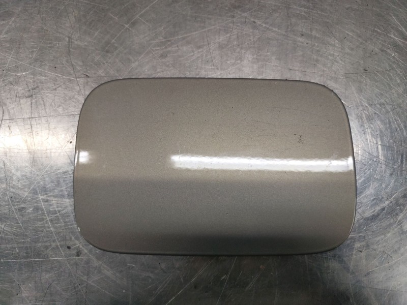 Recambio de tapa exterior combustible para renault scenic ii grand confort dynamique referencia OEM IAM 8200228509  