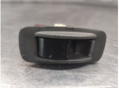 Recambio de mando elevalunas trasero derecho para toyota rav 4 ii (_a2_) 2.0 4wd (aca21, aca20) referencia OEM IAM   