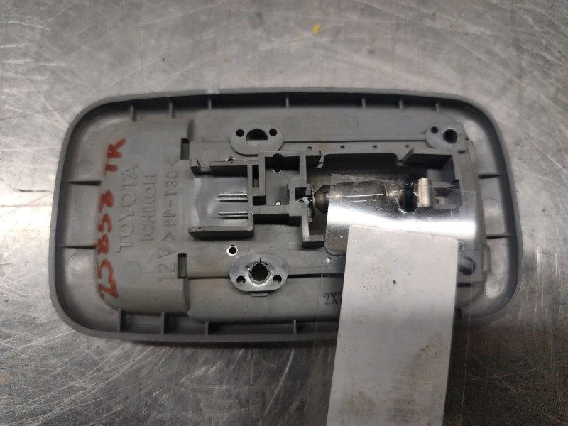 Recambio de luz interior para toyota rav 4 ii (_a2_) 2.0 4wd (aca21, aca20) referencia OEM IAM   