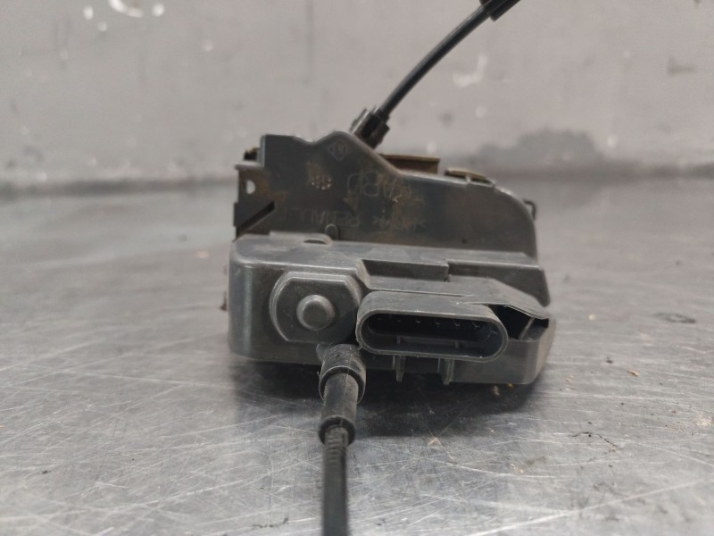 Recambio de cerradura puerta trasera derecha para renault scenic ii grand confort dynamique referencia OEM IAM   