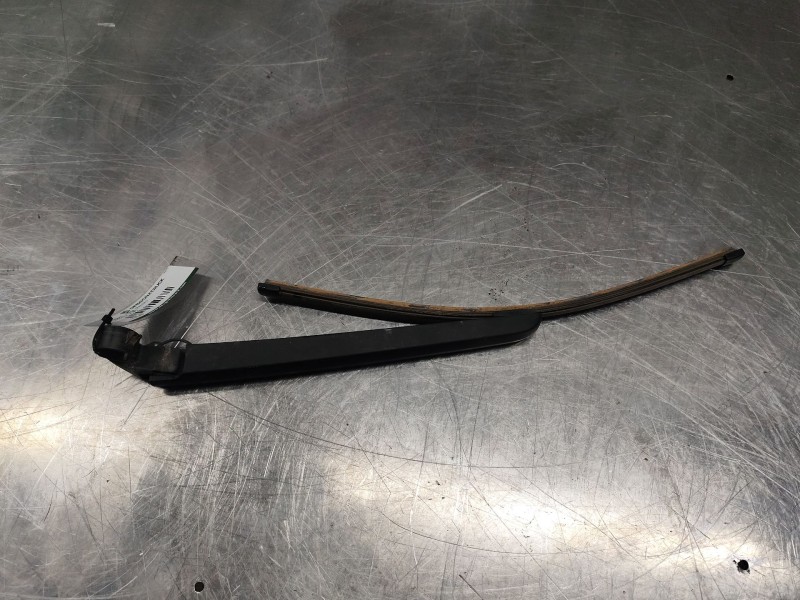 Recambio de brazo limpia trasero para audi q3 (f3b) 35 tdi quattro referencia OEM IAM   