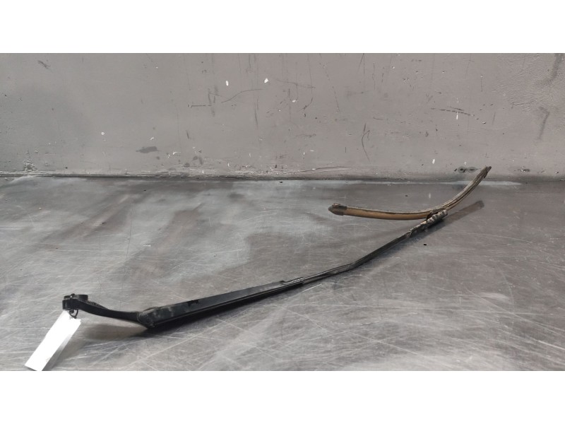 Recambio de brazo limpia delantero derecho para audi q3 (f3b) 35 tdi quattro referencia OEM IAM 83B955408A1P9  