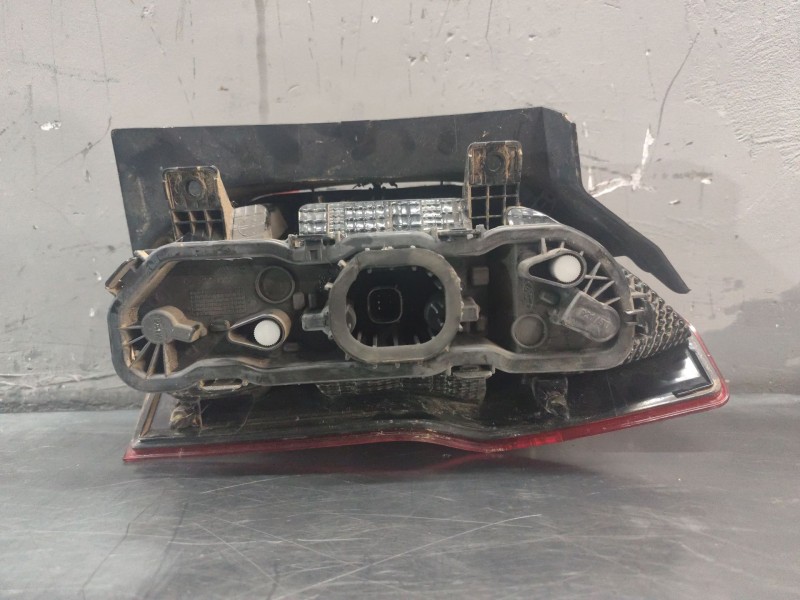 Recambio de piloto trasero izquierdo para ford tourneo courier b460 monospace 1.0 ecoboost referencia OEM IAM ET7613N005AD  