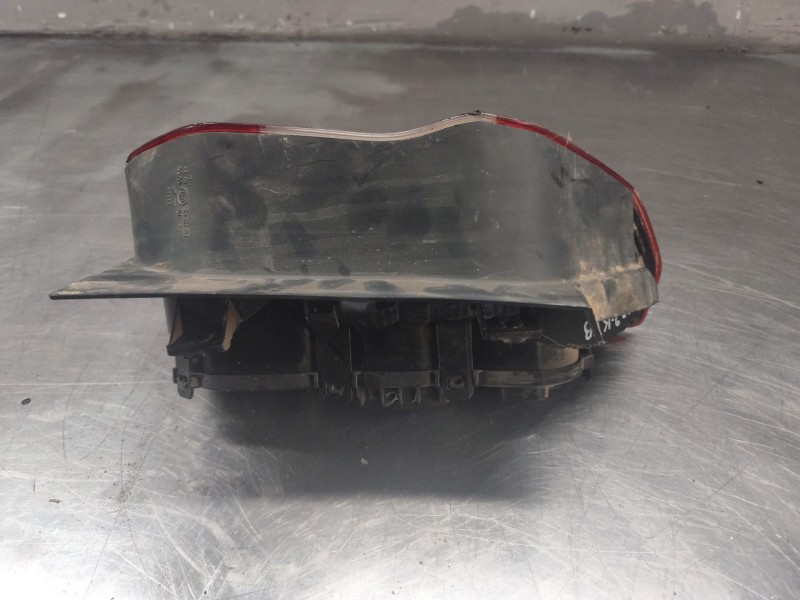 Recambio de piloto trasero izquierdo para ford tourneo courier b460 monospace 1.0 ecoboost referencia OEM IAM ET7613N005AD  