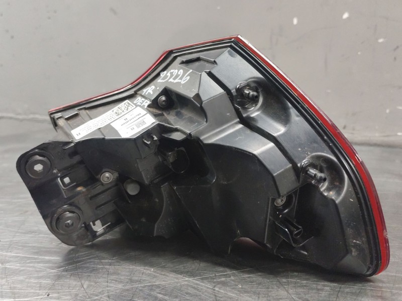 Recambio de piloto trasero derecho para audi q3 (f3b) 35 tdi quattro referencia OEM IAM 83A945092  