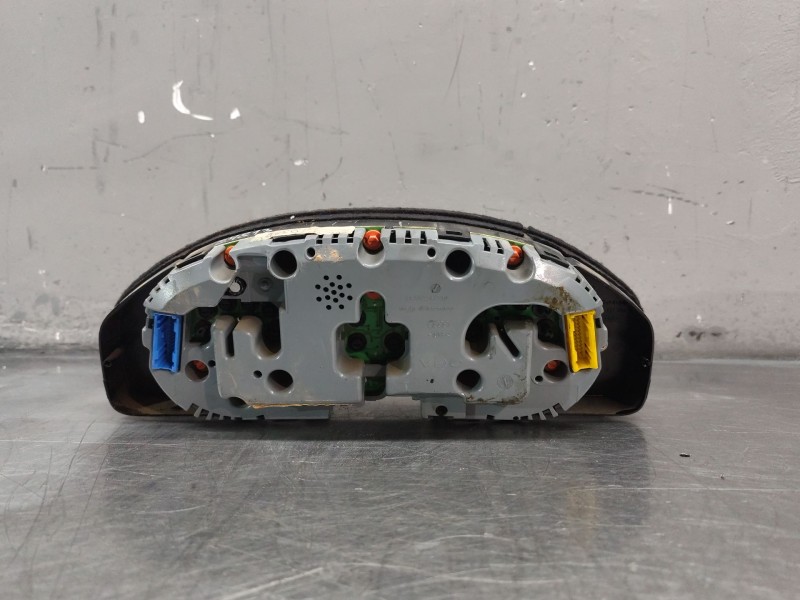 Recambio de cuadro instrumentos para audi a4 berlina (b5) 1.8 referencia OEM IAM 8D0919034B  