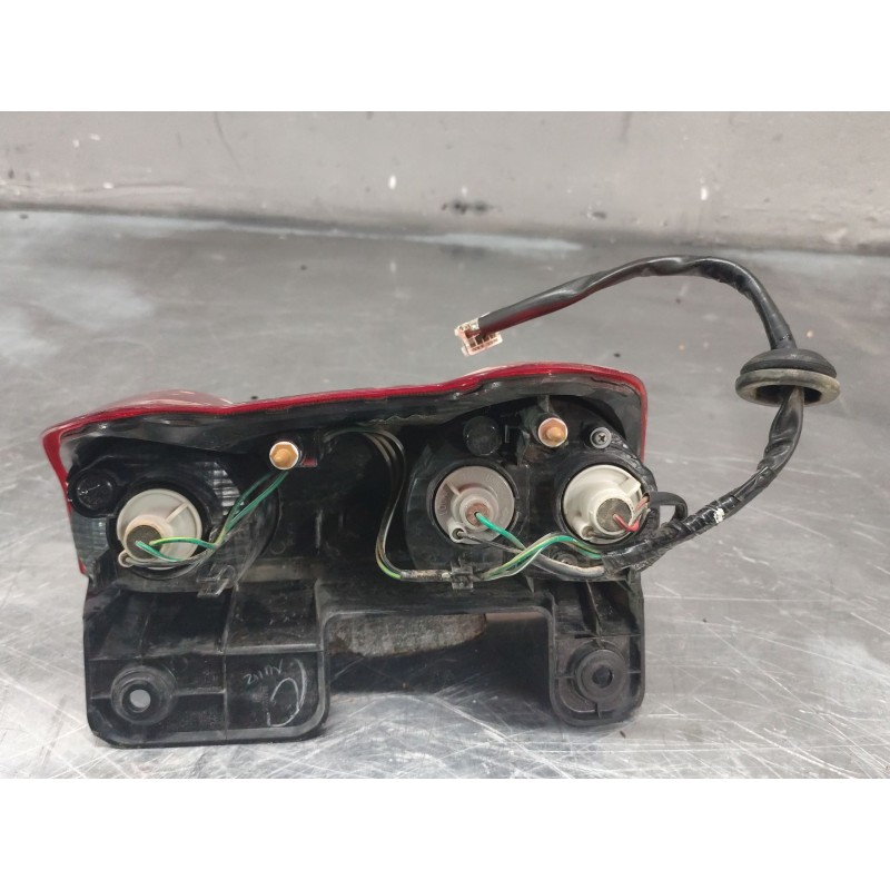 Recambio de piloto trasero derecho para nissan nv200 furgoneta 1.5 dci 90 (m20, m20m) referencia OEM IAM 6PINES  