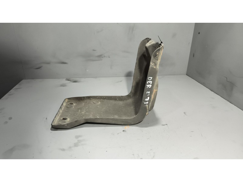 Recambio de soporte para iveco eurocargo 5.9 diesel referencia OEM IAM 8142842 DERECHA 