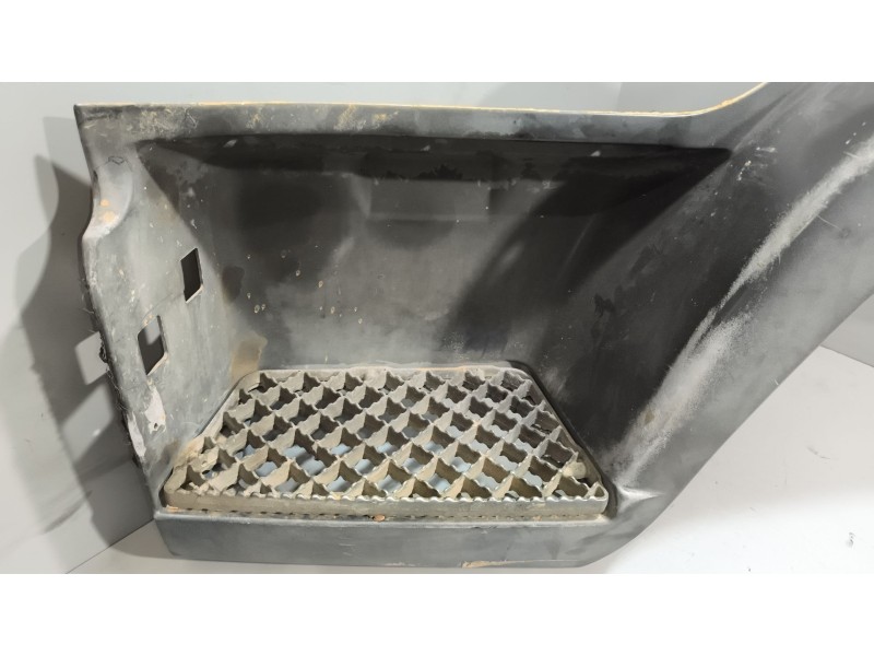 Recambio de paso rueda delantero izquierdo para iveco eurocargo 5.9 diesel referencia OEM IAM 8142604  