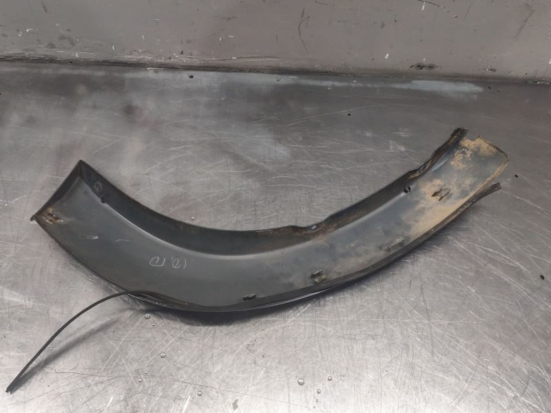 Recambio de aletin trasero izquierdo para toyota rav 4 ii (_a2_) 2.0 4wd (aca21, aca20) referencia OEM IAM   