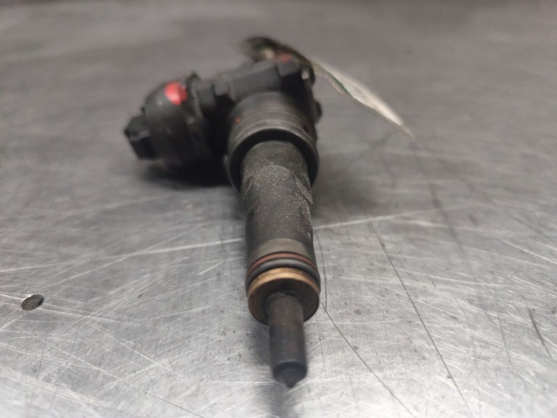 Recambio de inyector para ford galaxy (vy) ghia referencia OEM IAM 038130073BA 0414720216 2 PINS