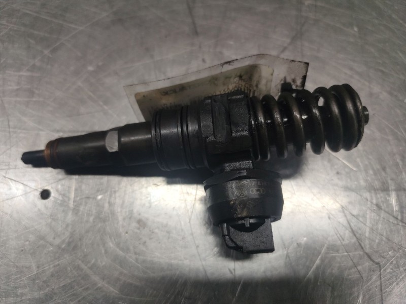 Recambio de inyector para ford galaxy (vy) ghia referencia OEM IAM 038130073BA 0414720216 2 PINS