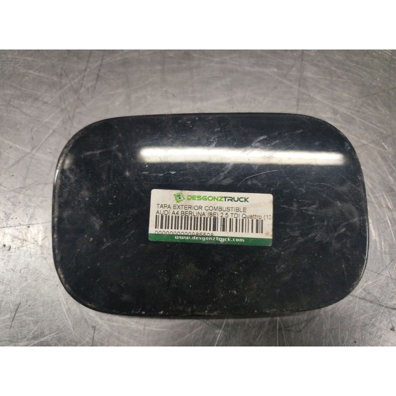 Recambio de tapa exterior combustible para audi a4 berlina (8e) 2.5 tdi quattro (132kw) referencia OEM IAM   