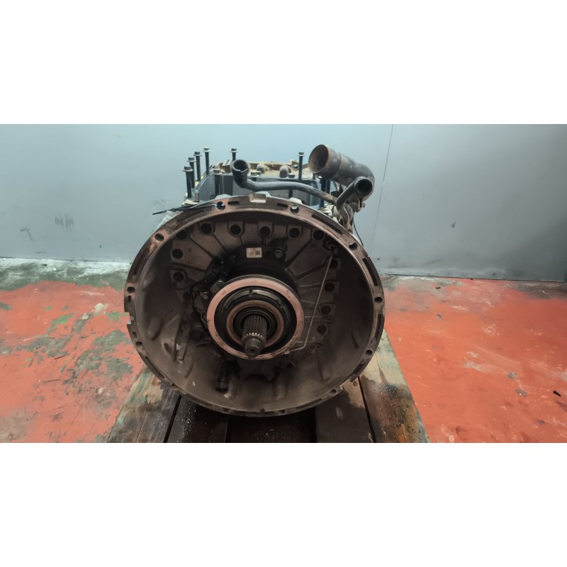 Recambio de caja cambios para renault serie t fg 4x2 cabina high-sleeper referencia OEM IAM AT2612E 3190712 1100384078