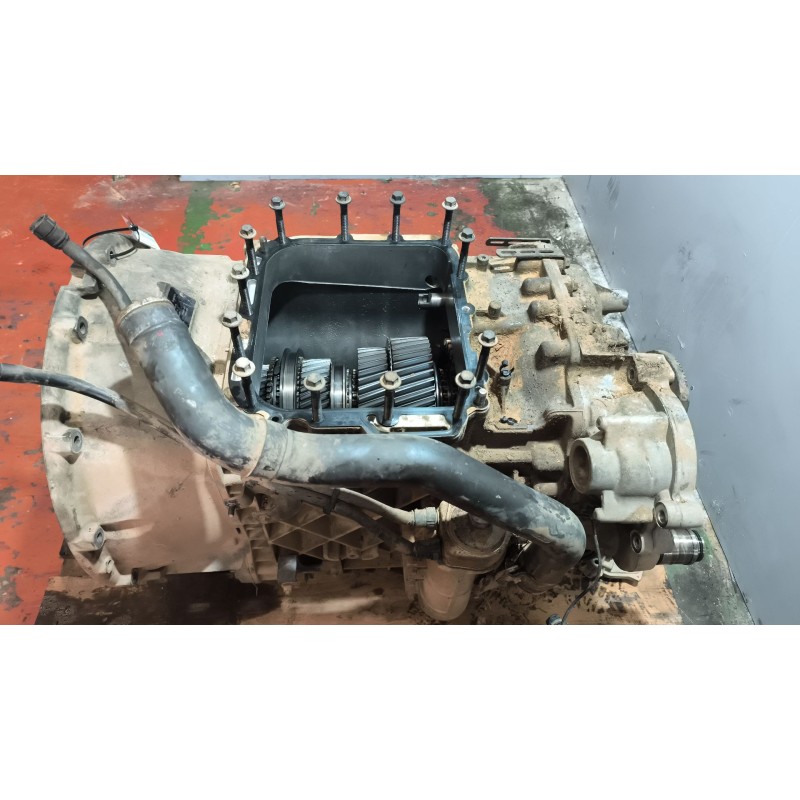 Recambio de caja cambios para renault serie t fg 4x2 cabina high-sleeper referencia OEM IAM AT2612E 3190712 1100384078