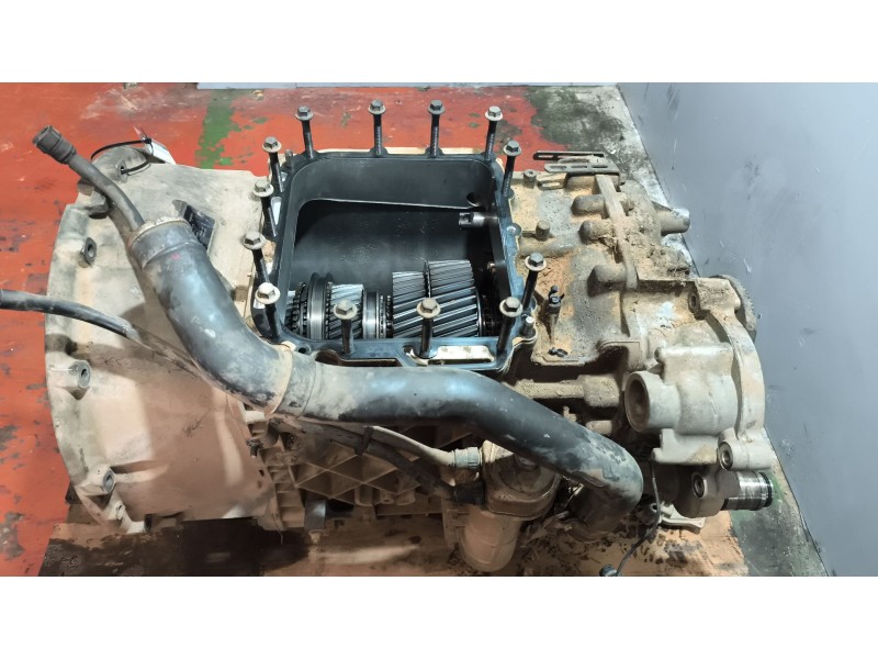 Recambio de caja cambios para renault serie t fg 4x2 cabina high-sleeper referencia OEM IAM AT2612E 3190712 1100384078