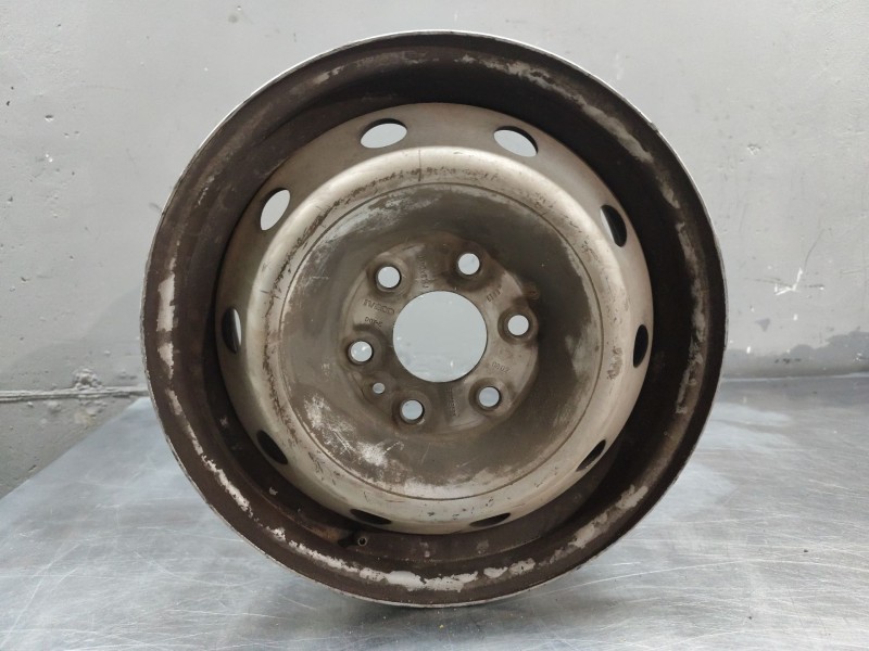 Recambio de juego llantas para iveco daily vi furgoneta 33s12, 35s12, 35c12 referencia OEM IAM 16h2x61/2  