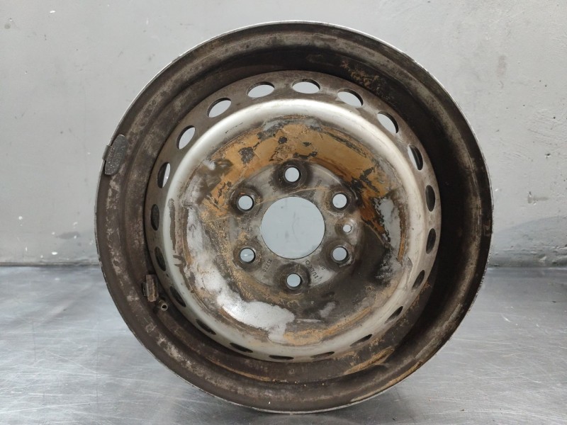 Recambio de juego llantas para iveco daily vi furgoneta 33s12, 35s12, 35c12 referencia OEM IAM 16h2x61/2  