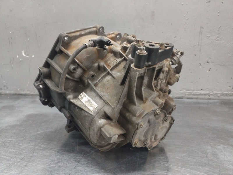 Recambio de caja cambios para opel corsa c blue line referencia OEM IAM 24461923  