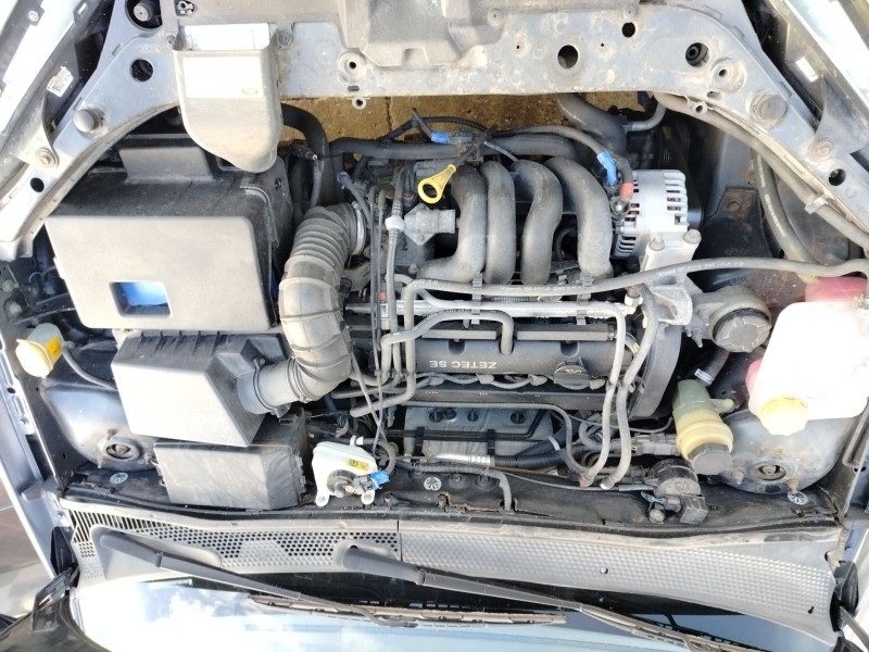 ford focus berlina (cak) del año 2003