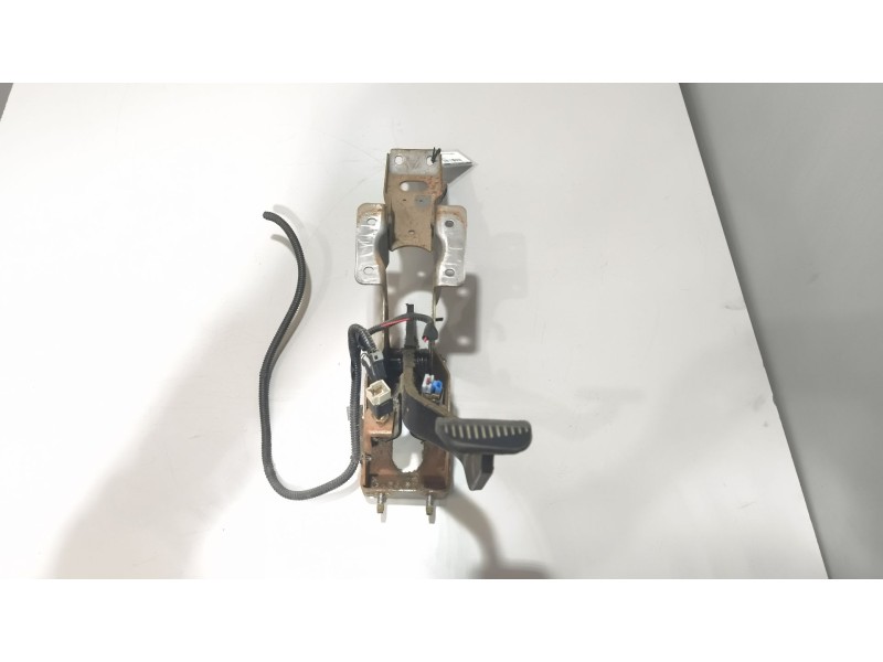 Recambio de pedal freno para nissan cabstar e 3.0 diesel referencia OEM IAM 465011T502 4650132D00 