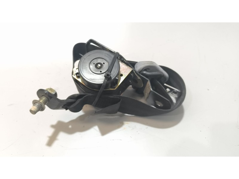 Recambio de cinturon seguridad delantero derecho para nissan cabstar e 3.0 diesel referencia OEM IAM 868449X200  