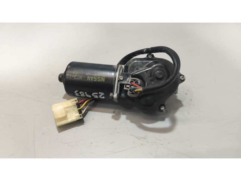 Recambio de motor limpia delantero para nissan cabstar e 3.0 diesel referencia OEM IAM 288105t021  