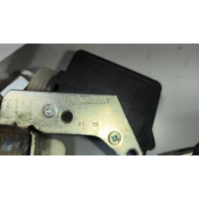 Recambio de cerradura puerta delantera izquierda para man tg-m 18.xxx 6.9 diesel referencia OEM IAM 81626806149  