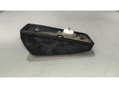 Recambio de piloto lateral izquierdo para renault magnum ab 2005 12.8 diesel referencia OEM IAM    2