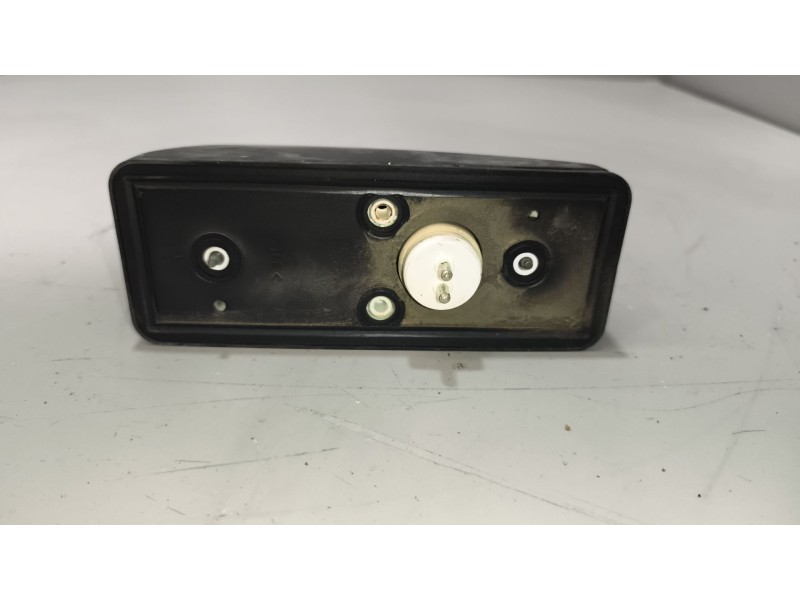 Recambio de piloto lateral izquierdo para renault magnum ab 2005 12.8 diesel referencia OEM IAM   
