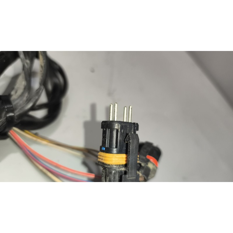 Recambio de cerradura puerta delantera derecha para man tg-m 18.xxx 6.9 diesel referencia OEM IAM 81626806142  