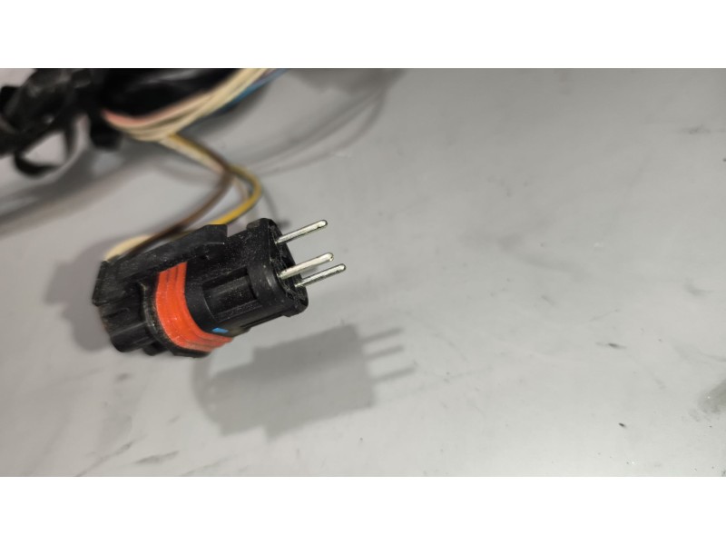 Recambio de cerradura puerta delantera derecha para man tg-m 18.xxx 6.9 diesel referencia OEM IAM 81626806142  