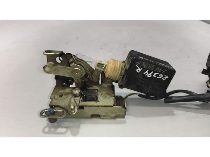 Recambio de cerradura puerta delantera derecha para man tg-m 18.xxx 6.9 diesel referencia OEM IAM 81626806142  