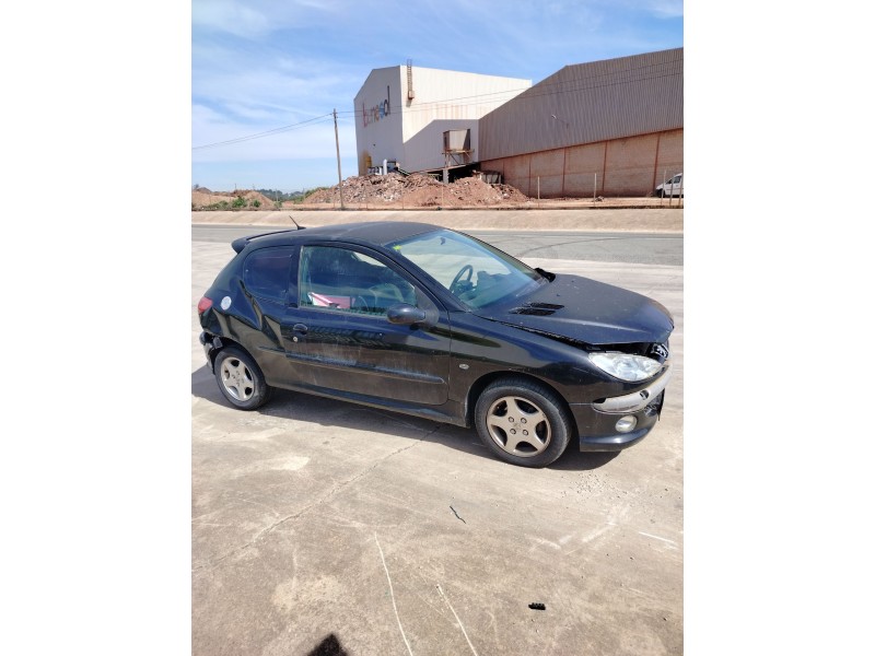 peugeot 206 berlina del año 2006