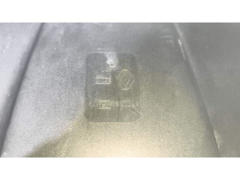 Recambio de retrovisor derecho para renault magnum ab diesel referencia OEM IAM 5001873671  