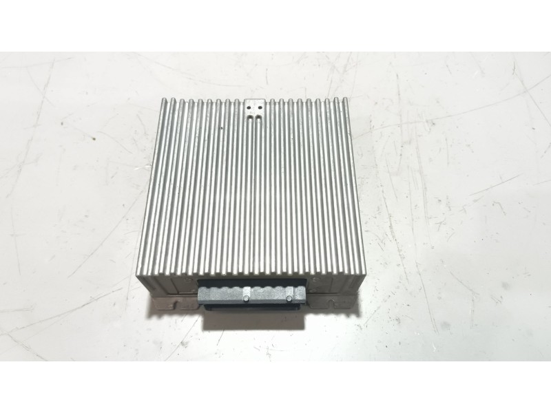 Recambio de modulo electronico para iveco ff dragonx6 referencia OEM IAM ESX-LT2 2122601057 080497464001