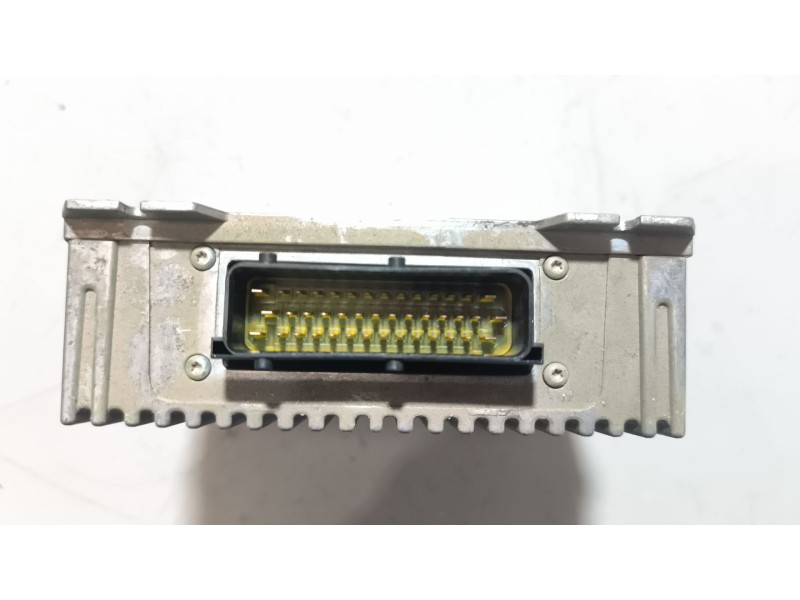 Recambio de modulo electronico para iveco ff dragonx6 referencia OEM IAM ESX-LT2 2122601057 080497464001