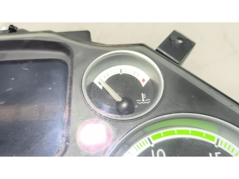 Recambio de cuadro instrumentos para daf serie xf105.xxx 12.9 diesel referencia OEM IAM 1789469  