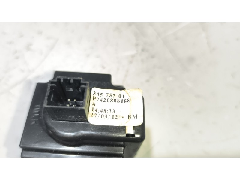 Recambio de mando cambio automatico para renault magnum ab diesel referencia OEM IAM 7420808188  