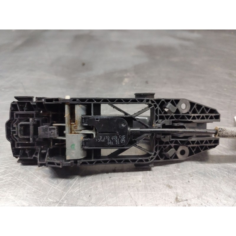 Recambio de maneta exterior trasera derecha para volkswagen tiguan (5n_) 2.0 tdi 4motion referencia OEM IAM 5N0837017E  