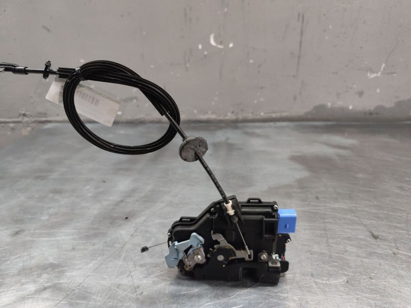 Recambio de cerradura puerta delantera izquierda para peugeot partner kombi confort referencia OEM IAM   